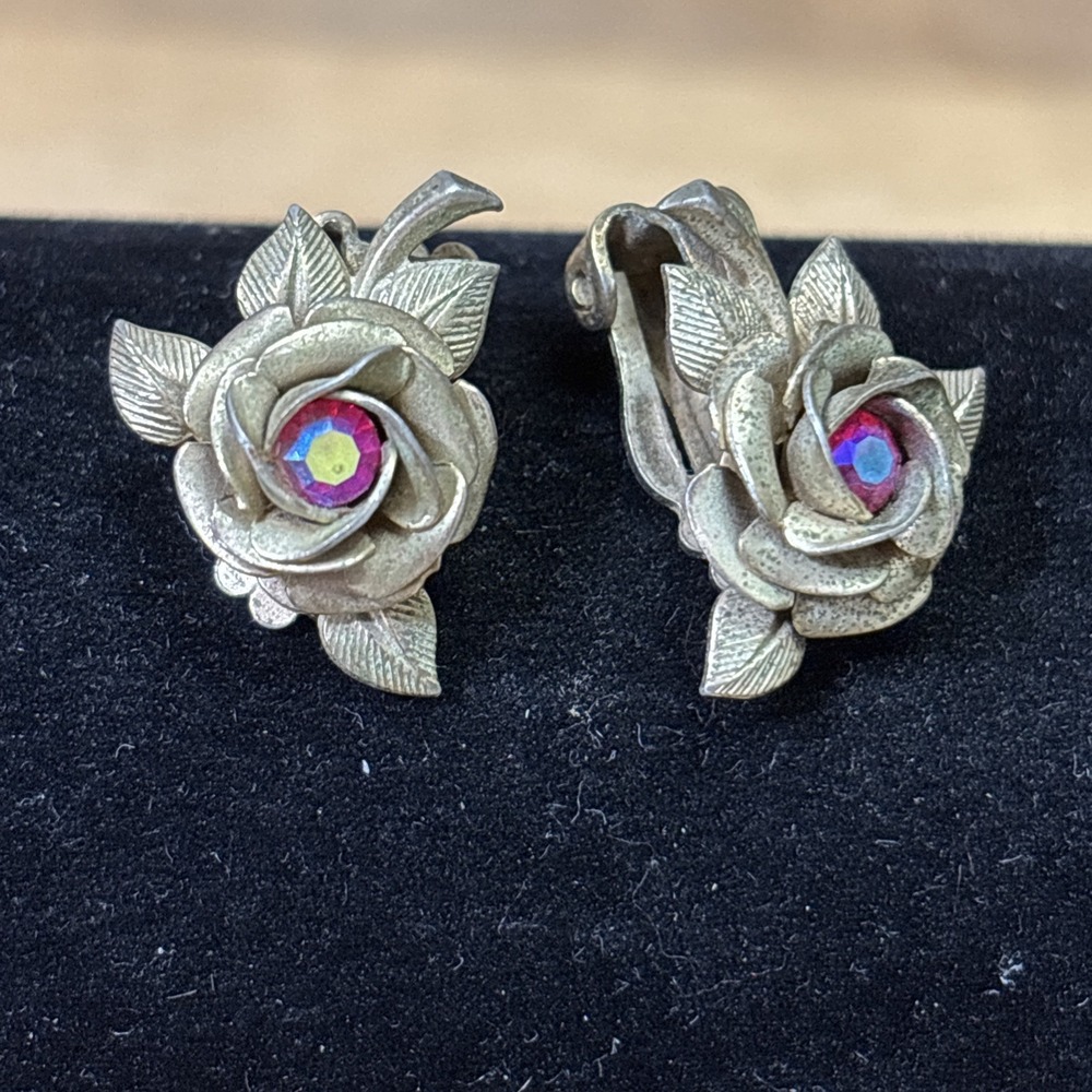 Vintage 1950s AB Rhinestone Rose Flower Clip On Earrings Champagne Tone